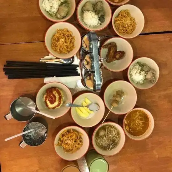 Aroii Thai Food Photo 1