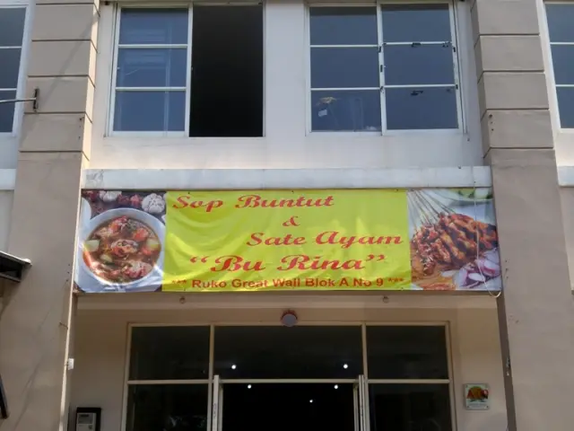 Gambar Makanan Sop Buntut & Sate Ayam Bu Rina 5