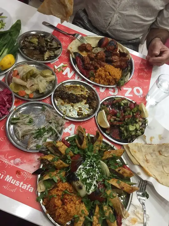 Oz Gaziantep Aile Kebap Salonu'nin yemek ve ambiyans fotoğrafları 14