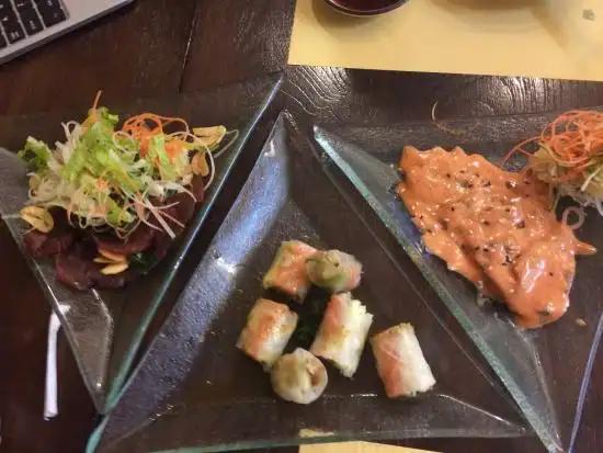 Gambar Makanan Zhuma Japanese Restaurant 6