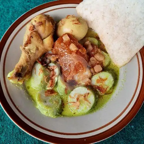 Gambar Makanan Lontong Opor Dan Nasi Brongkos Bu Aris, Kraton 5