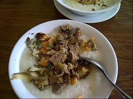 Gambar Makanan Bubur Ayam Arjuna 4