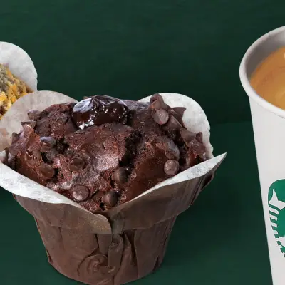 Starbucks (Petronas Bayu Senibong DT)