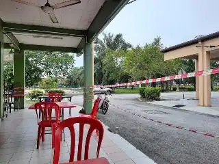 Kedai Yusof Corner