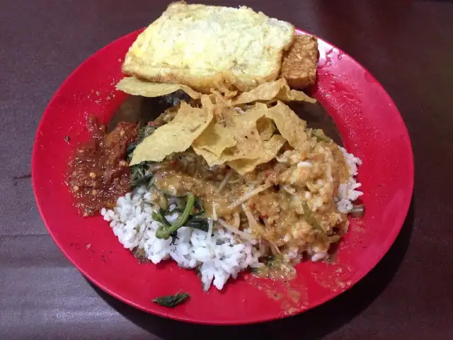 Nasi Pecel Madiun Pak Jito