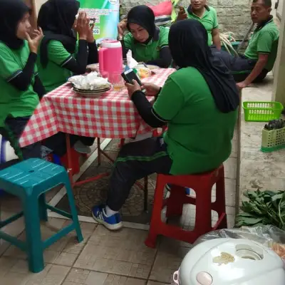 Kedai Syahna Lontong Medan dan Nasi Uduk