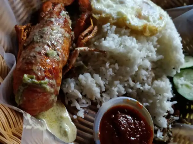 Nasi Lemak Tepi Jalan 1996 NLTJ Food Photo 4