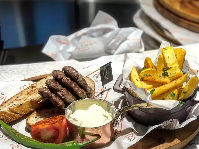 Jr. Chef Burger'nin yemek ve ambiyans fotoğrafları 1