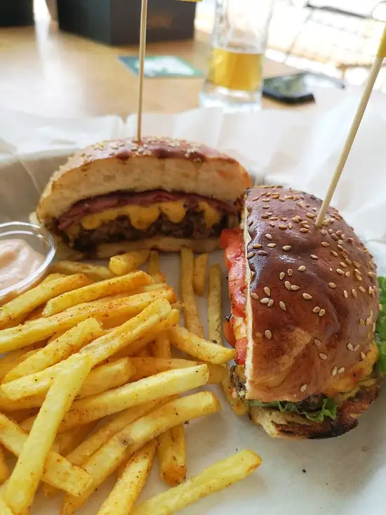 Delly Burger'nin yemek ve ambiyans fotoğrafları 13