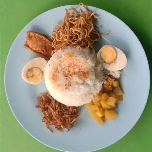 Gambar Makanan Nasi Kuning Daeng, Rappocini 5