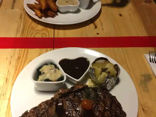 Gambar Makanan W Steak / Double U Steak Jogja 5