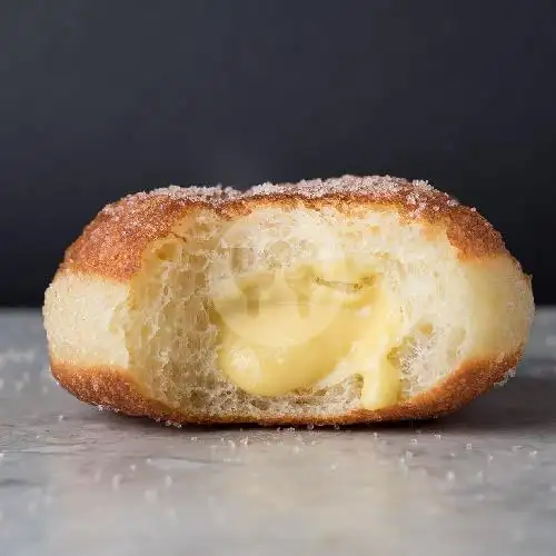 Gambar Makanan Bombo Donut, Kelapa Dua 11