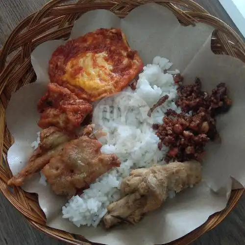 Gambar Makanan Prasmanan Bersama 1