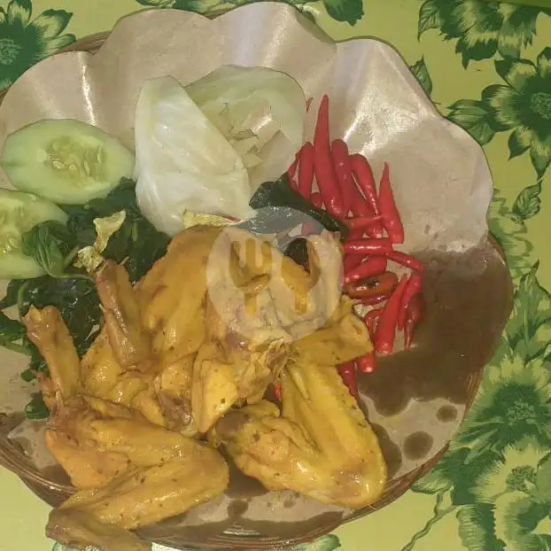 Gambar Makanan Nasi Tempong Keyla, Pulau Batanta 18