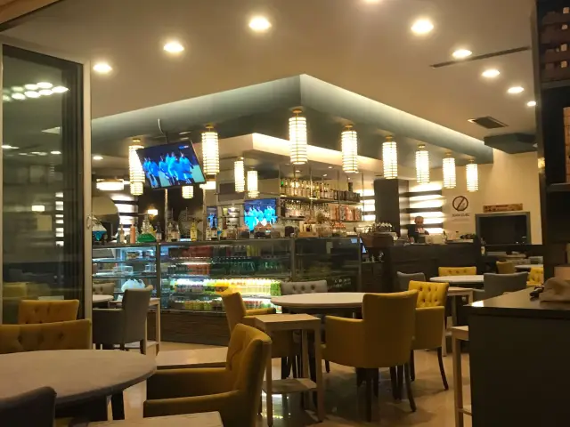 JönLounge'nin yemek ve ambiyans fotoğrafları 12