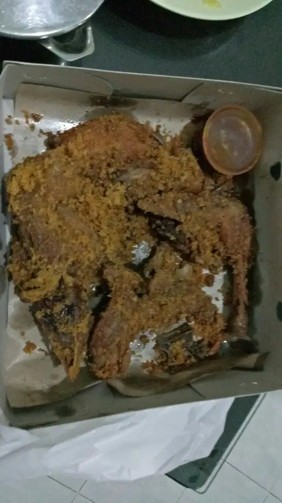 Gambar Makanan Ayam Goreng Suharti 16