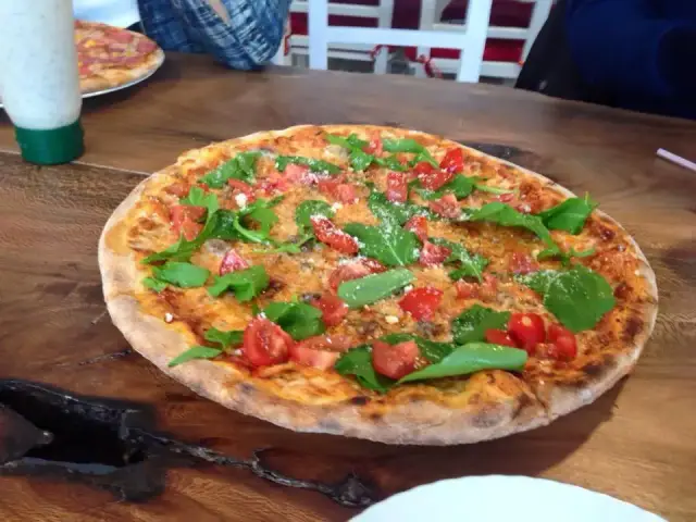 Anstella Pizza & İtalyan'nin yemek ve ambiyans fotoğrafları 9