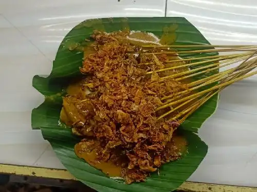 Sate Padang Gadang Di Rantau,kecamatan Pulogadung,kelurahan Rawamangun, 