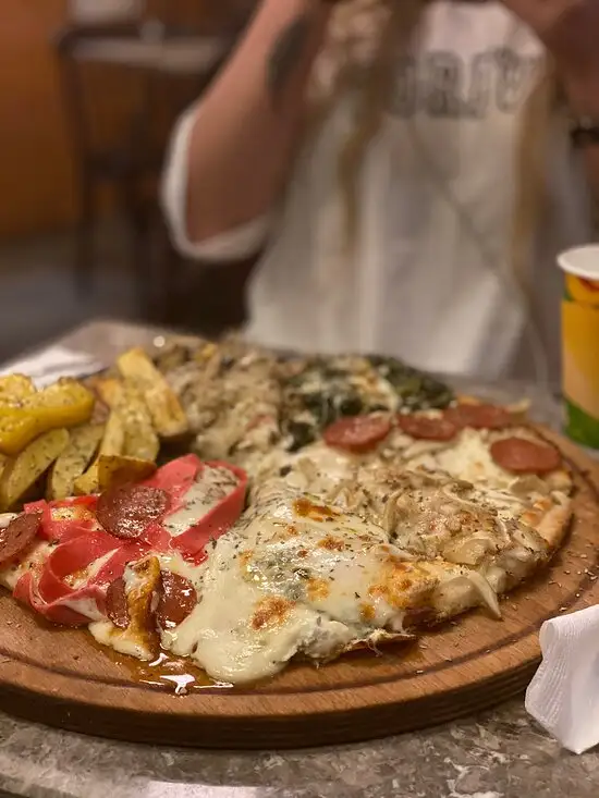 Pizza Argentina'nin yemek ve ambiyans fotoğrafları 28
