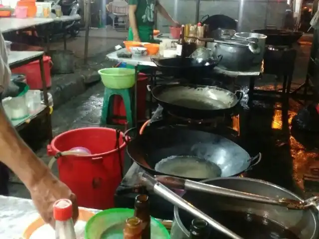 Santap Malam Awong Pecenongan