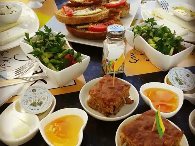 Caylak Kafe Kahvaltı'nin yemek ve ambiyans fotoğrafları 2