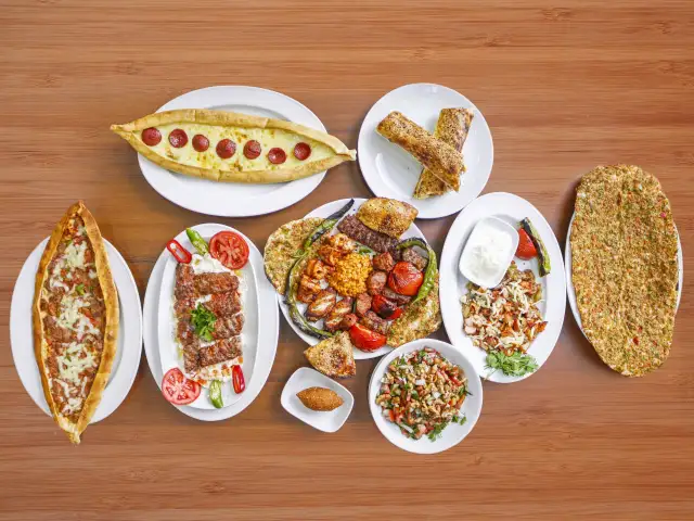 Ataköy Kebapçısı'nin yemek ve ambiyans fotoğrafları 1