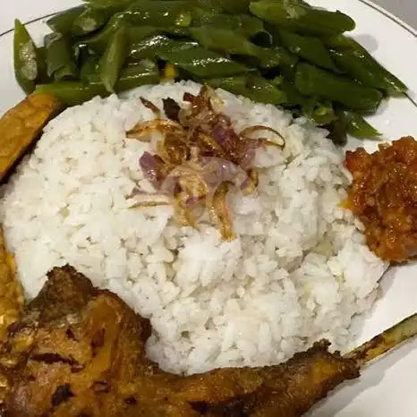 Gambar Makanan Warteg Berkah, Jagakarsa 8