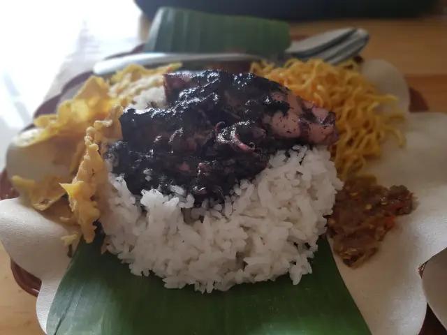 Gambar Makanan Nasi Cumi Hitam Madura Pak Kris 15