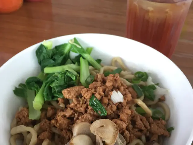 Gambar Makanan Bakmi Singapur 6