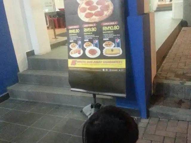 Dominos Pizza Food Photo 3