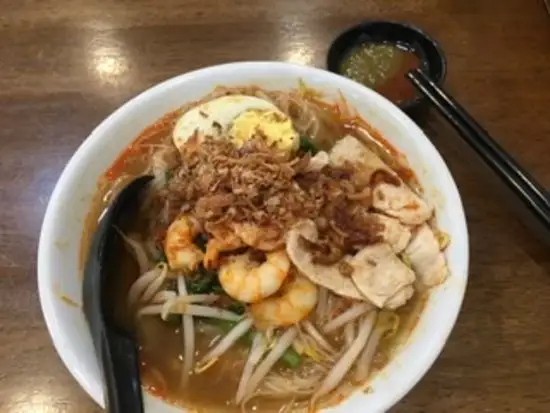 Uncle Chua's prawn noodle