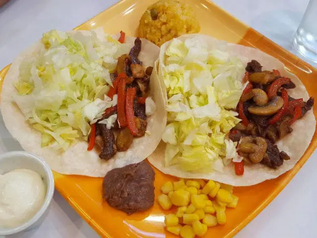 Taco's Island Mexican Kitchen Food Photo 5