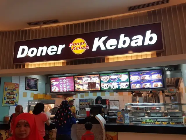 Gambar Makanan Doner Kebab Tunjungan Plaza 3