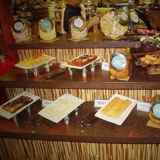 The Buffet Food Photo 8