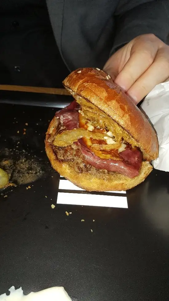 Unique Burgers'nin yemek ve ambiyans fotoğrafları 7