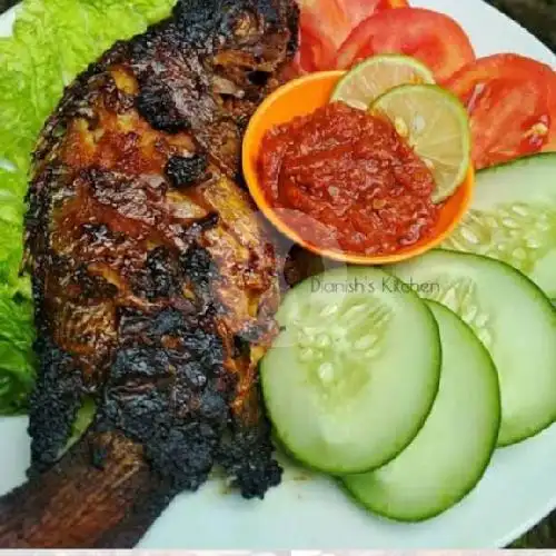 Gambar Makanan Pecel Ayam Bang Soleh, Depan Gedung Fortuna 8