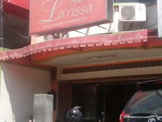 Gambar Makanan Larissa Cake & Bakery 11