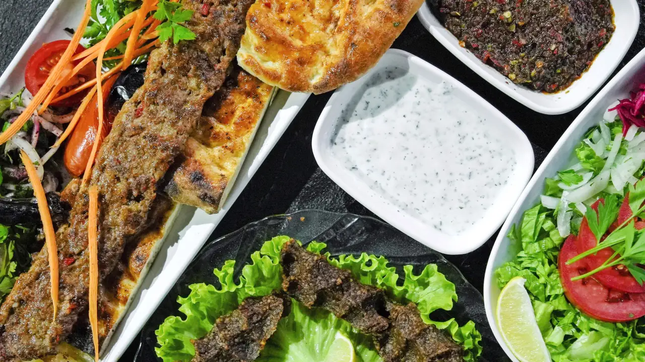 Çiftlik Antep Sofrası