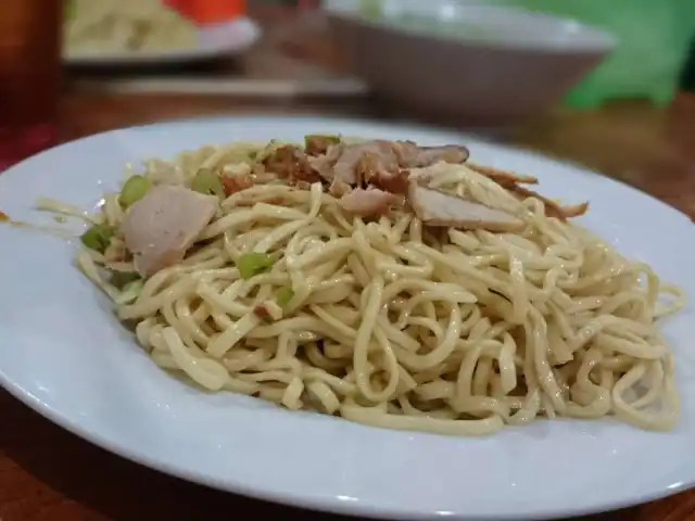 Gambar Makanan Bakmi Ahiung Khas Jambi 12