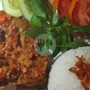 Gambar Makanan Ayam Geprek Bude Siti, Cengkareng 3