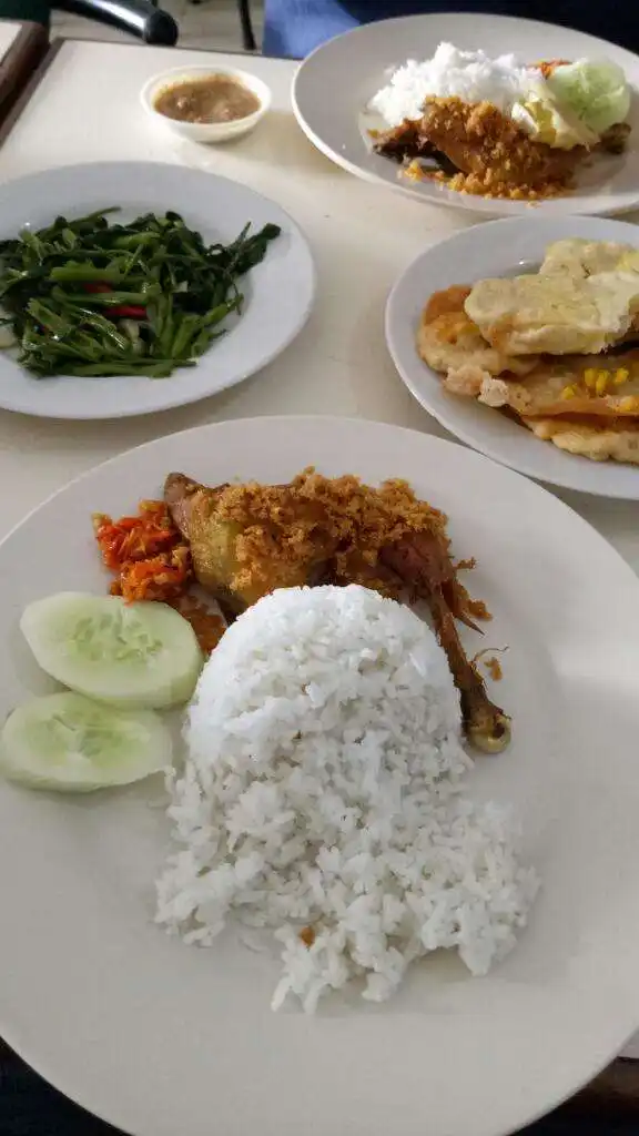 Gambar Makanan Ayam Gepuk Eco Raos 18