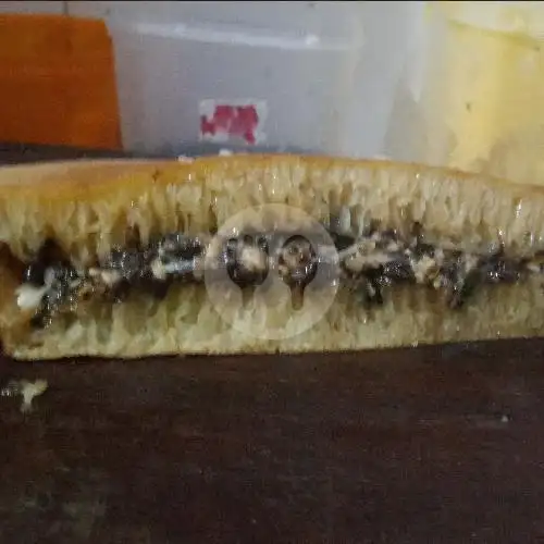 Gambar Makanan Martabak dan Terang Bulan Faish, Denpasar 19