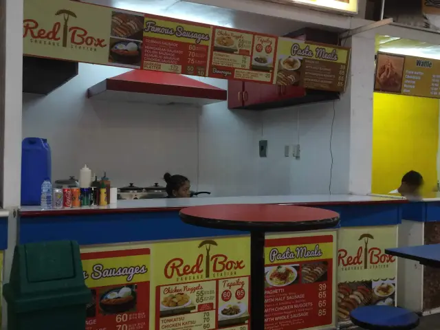 Red Box Sausage Station Food Photo 2
