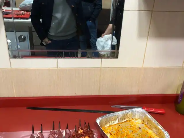 kasap hanifi kebab salonu'nin yemek ve ambiyans fotoğrafları 5