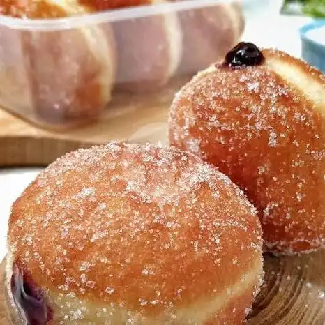 Gambar Makanan Bombo Donut, Kelapa Dua 13