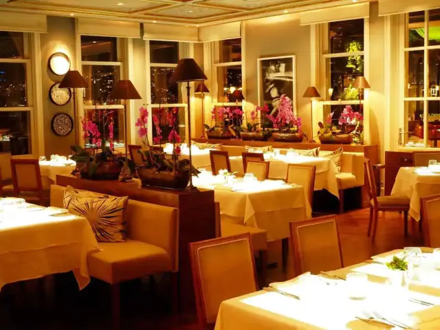 Park Şamdan & The Bar - Les Ottomans Hotel'nin yemek ve ambiyans fotoğrafları 15