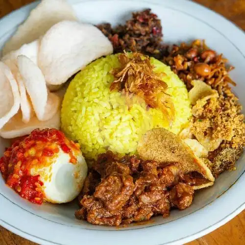 Gambar Makanan Warung Nasi Kuning Dan Lontong Opor Bu Nur 3