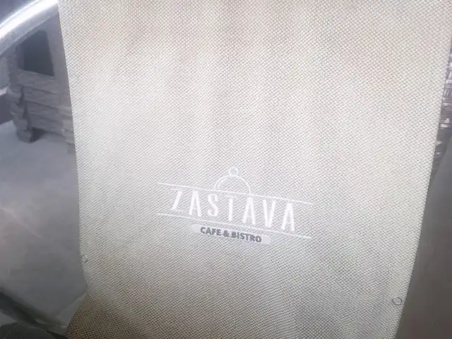 Zastava Cafe & Bistro