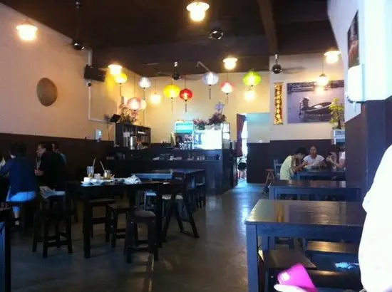 Saigon Cafe Food Photo 3