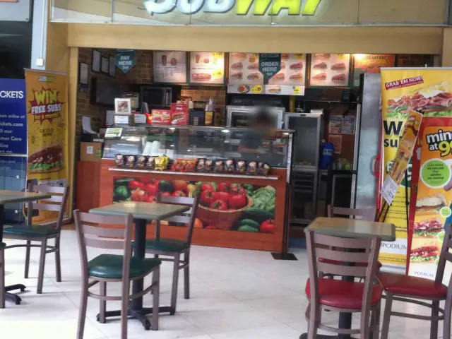 Subway Food Photo 8